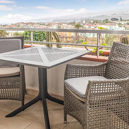 Stunning In Puerto De La Cruz With 1 Bedrooms, Outdoor Swimming Pool And Swimming Pool Appartement *