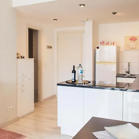 아파트 Stunning In Puerto De La Cruz With 1 Bedrooms, Outdoor Swimming Pool And Swimming Pool